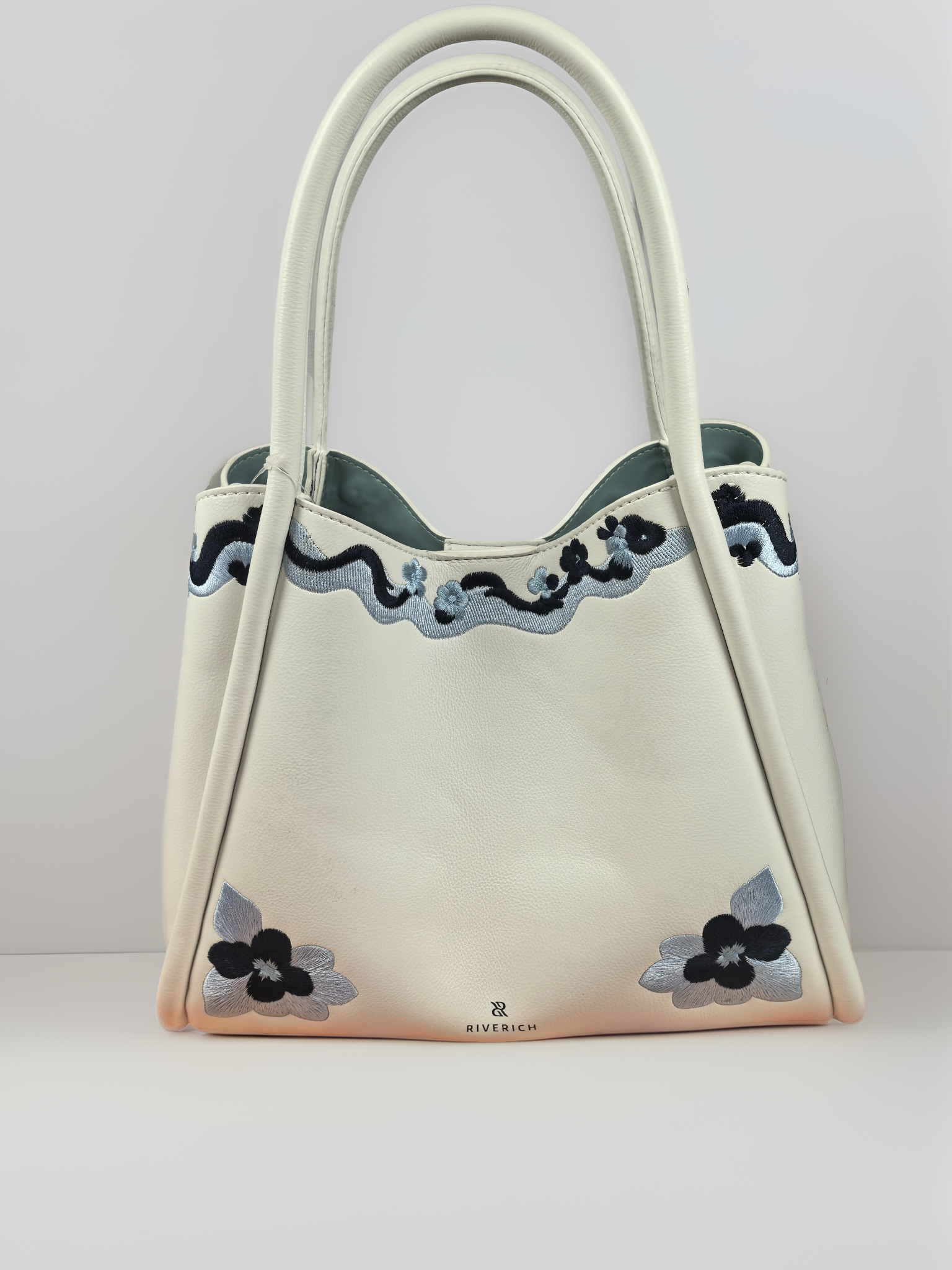 Floral embroidered basket bag