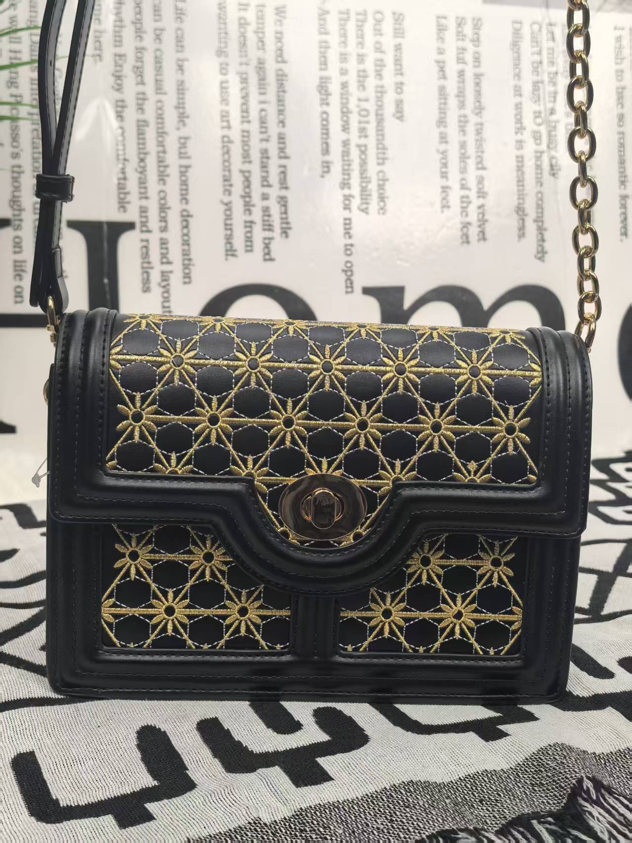 Forbidden City Gate Flower Crossbody Bag