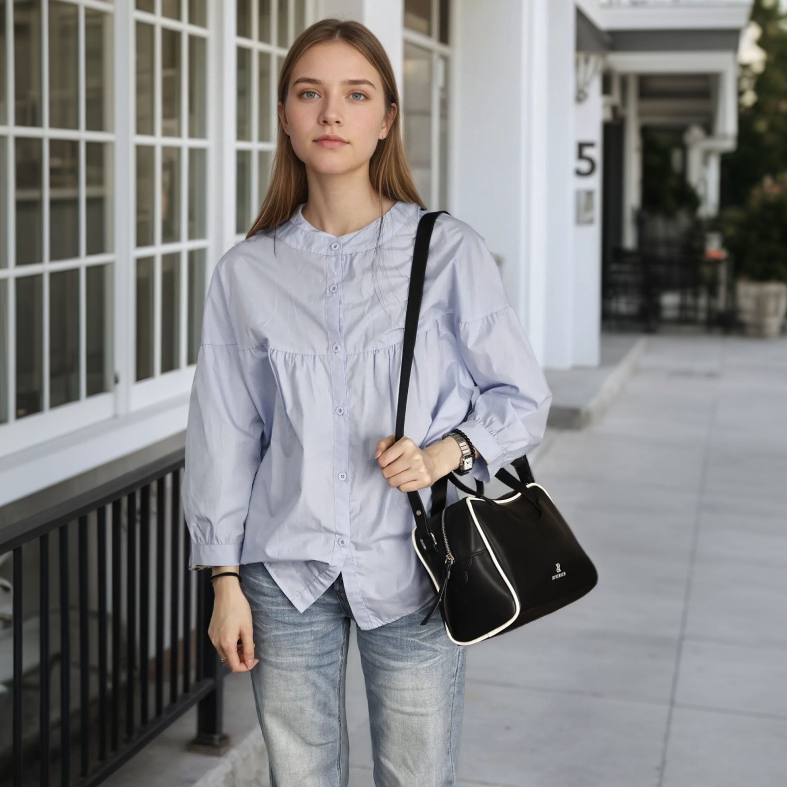 Jade Pillow Boston Bag - Black