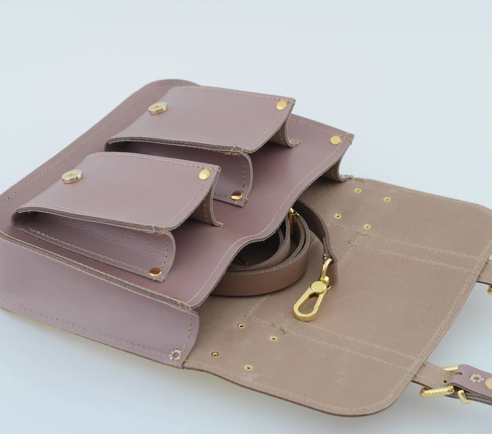 🔥40% off, while supplies last🔥MICRO LEAVES mini size satchel